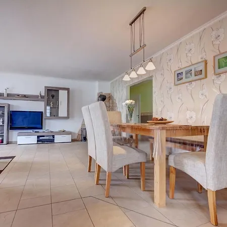 - Am Deich * Karlshagen